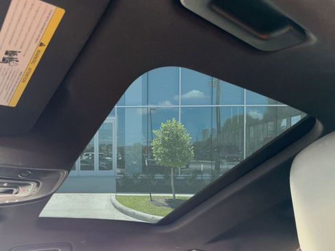 Used 2022 Audi RS 7 Sportback w/ Carbon Optic Package image 15