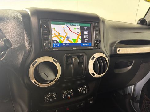 Used 2012 Jeep Wrangler Sahara AWD/4WD image 16