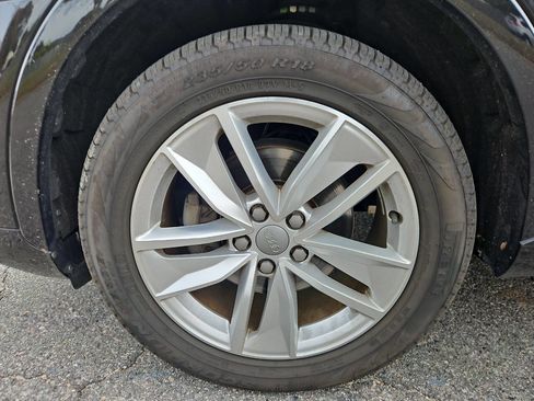 Used 2017 Audi Q3 2.0T Premium Plus w/ Premium Plus Package image 20