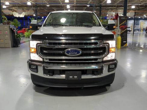Used 2022 Ford F250 Lariat w/ Lariat Ultimate Package AWD/4WD image 3