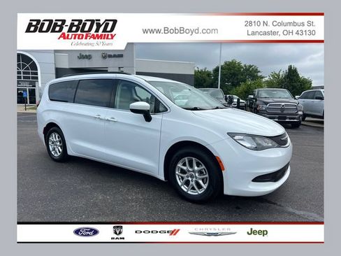 Used 2021 Chrysler Voyager Lxi w/ Cold Weather Group FWD image 1