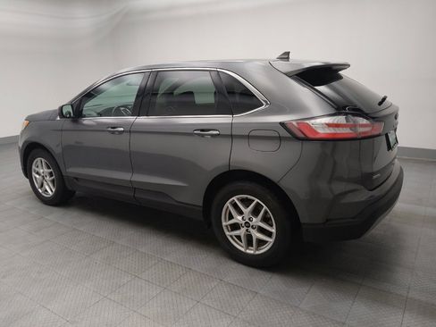 Used 2023 Ford Edge SEL image 3