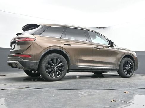 Used 2022 Lincoln Corsair Reserve w/ Equipment Group 201A image 29