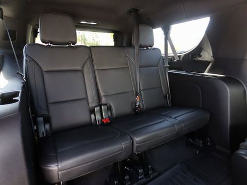 Used 2021 Chevrolet Suburban LT w/ Luxury Package image 54