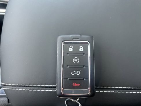 New 2026 Jeep Grand Cherokee L Limited AWD/4WD image 28