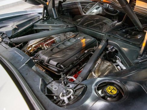 Used 2021 Chevrolet Corvette Stingray Preferred Cpe w/ Z51 Performance Package image 12