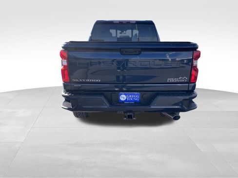 Used 2022 Chevrolet Silverado 2500 High Country image 5
