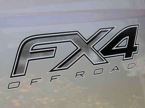 Used 2014 Ford F250 XLT w/ XLT Interior Package image 49