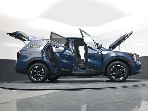 New 2026 Kia Sorento S image 28