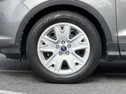 Used 2014 Ford Escape S FWD image 25
