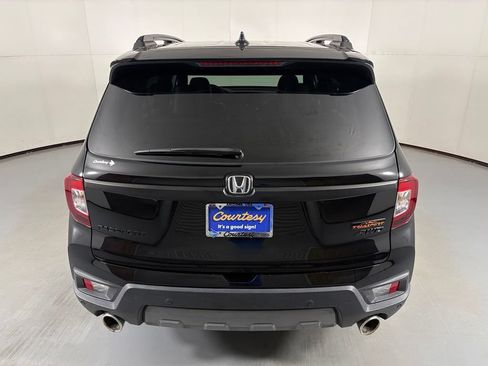 Used 2023 Honda Passport TrailSport image 7