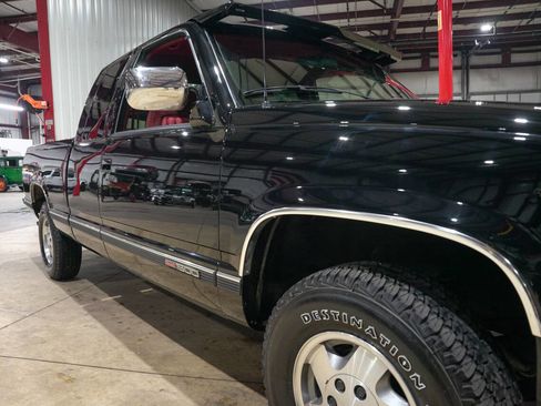 Used 1994 GMC Sierra 1500 SLE image 32