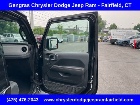 Certified 2025 Jeep Wrangler Unlimited Sahara AWD/4WD image 20