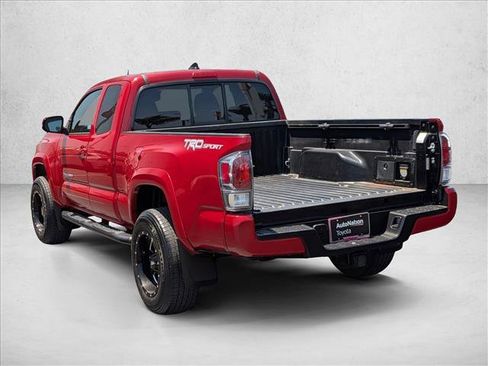 Used 2022 Toyota Tacoma TRD Sport w/ TRD Premium Sport Package RWD image 7