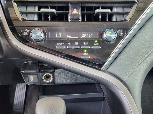 Used 2024 Toyota Camry LE image 20