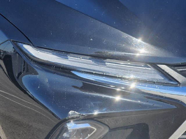 Used 2025 Chevrolet Blazer LT FWD image 9