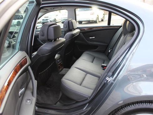 Used 2008 BMW 528xi Sedan image 25