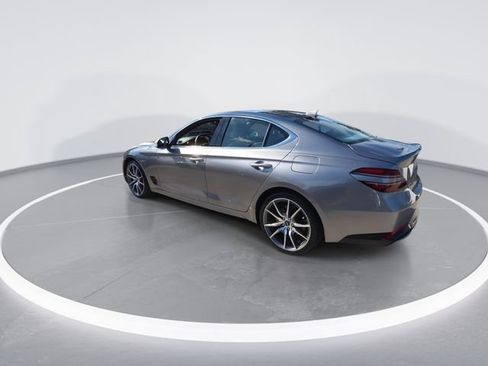 Used 2023 Genesis G70 2.0T RWD image 5
