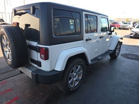 Used 2013 Jeep Wrangler Unlimited Sahara w/ Connectivity Group AWD/4WD image 3