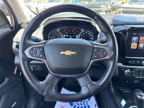 Used 2018 Chevrolet Traverse Premier AWD/4WD image 19