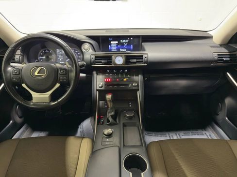 Used 2020 Lexus IS 300 AWD w/ Premium Package image 20