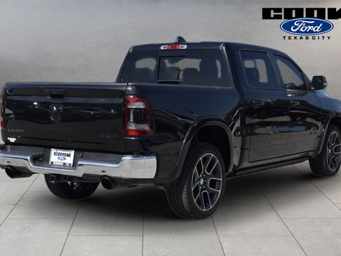 Used 2019 RAM 1500 Laramie AWD/4WD image 3