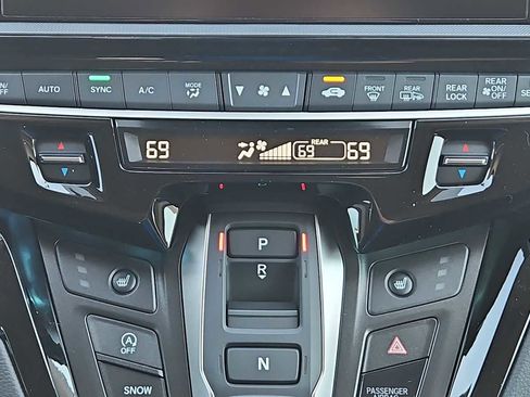 New 2026 Honda Odyssey Touring image 16