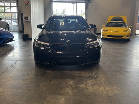Used 2019 BMW M5 w/ Executive Package AWD/4WD image 2
