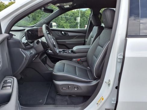 New 2026 Buick Enclave Sport Touring w/ Power Package image 4