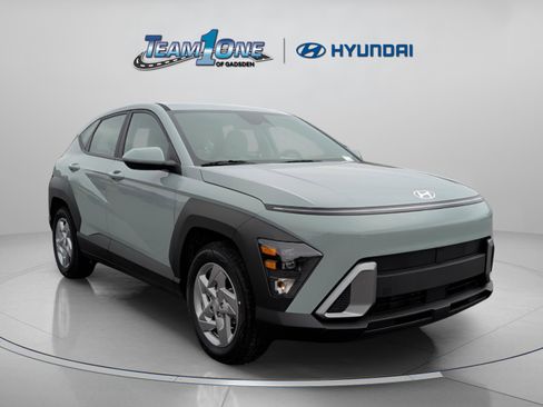New 2026 Hyundai Kona SE image 1