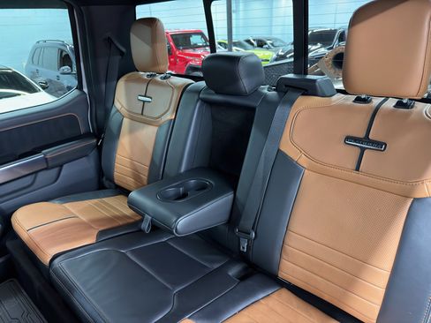 Used 2024 Ford F450 Platinum w/ FX4 Off-Road Package image 23