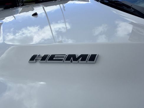 Used 2014 Dodge Challenger R/T RWD image 22