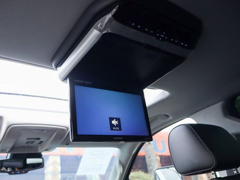 Used 2016 GMC Sierra 3500 Denali w/ Duramax Plus Package image 46