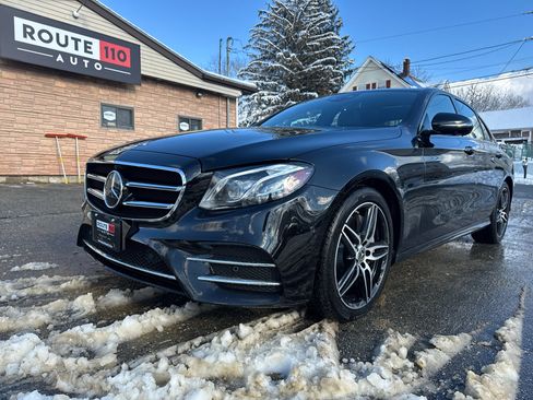Used 2020 Mercedes-Benz E 350 4MATIC Sedan image 1