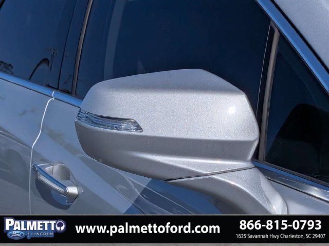 Used 2020 Cadillac XT5 Premium Luxury FWD image 11