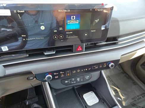 New 2026 Kia Carnival EX image 11