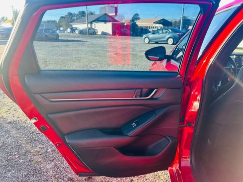 Used 2020 Honda Accord Sport image 21