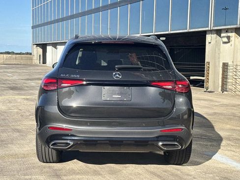 New 2026 Mercedes-Benz GLC 300 image 5