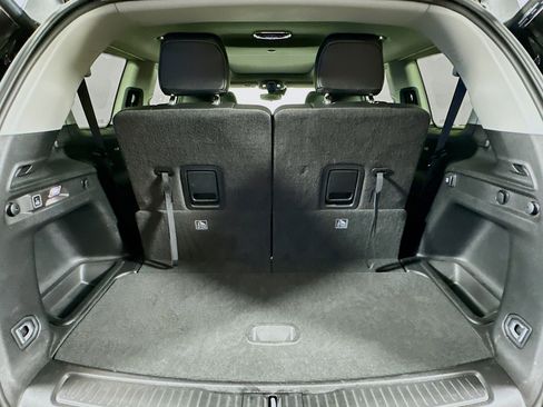 Used 2023 Jeep Grand Cherokee L Limited w/ Black Appearance Package RWD image 31