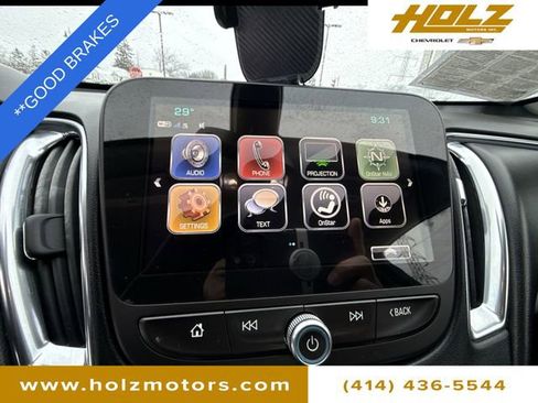 Certified 2018 Chevrolet Malibu LT w/ Leather Package image 15