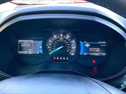 Used 2024 Ford Edge SEL image 26