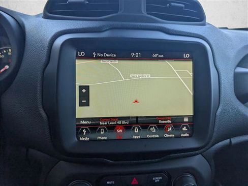 Used 2019 Jeep Renegade Limited w/ UConnect 8.4 Nav Group AWD/4WD image 15