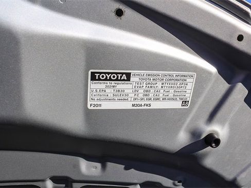 Used 2021 Toyota Corolla SE w/ Carpet Mat Package (TMS) image 40