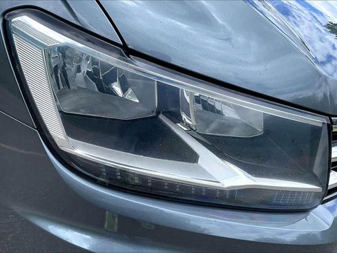 Used 2020 Volkswagen Tiguan SE w/ Panoramic Sunroof Package AWD/4WD image 27
