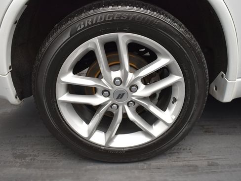 Used 2024 Dodge Durango GT AWD/4WD image 16