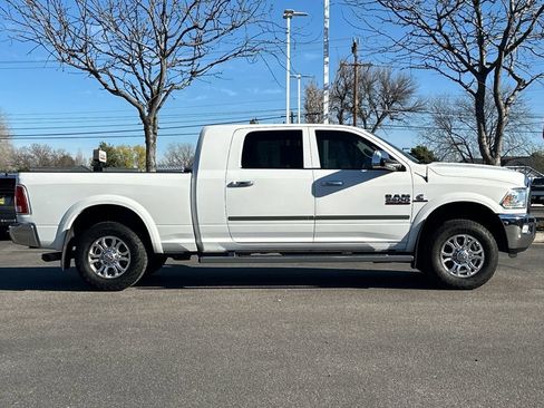 Used 2016 RAM 2500 Laramie AWD/4WD image 3