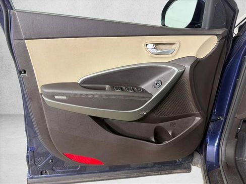 Used 2017 Hyundai Santa Fe SE w/ SE Premium Package 02 FWD image 10