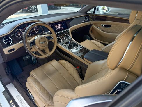 Used 2023 Bentley Continental GT Azure AWD/4WD image 23