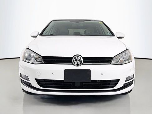 Used 2015 Volkswagen Golf TDI SE image 2