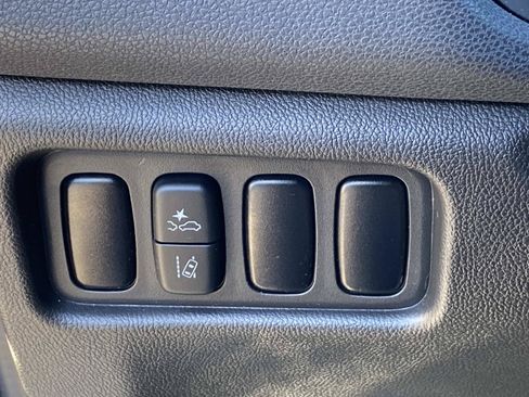 Used 2023 Mitsubishi Outlander Sport ES AWD/4WD image 20